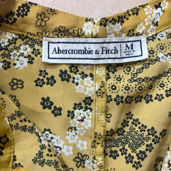Abercrombie & Fitch Floral Print Long Sleeve Blouse – Size M - Picture 2 of 7